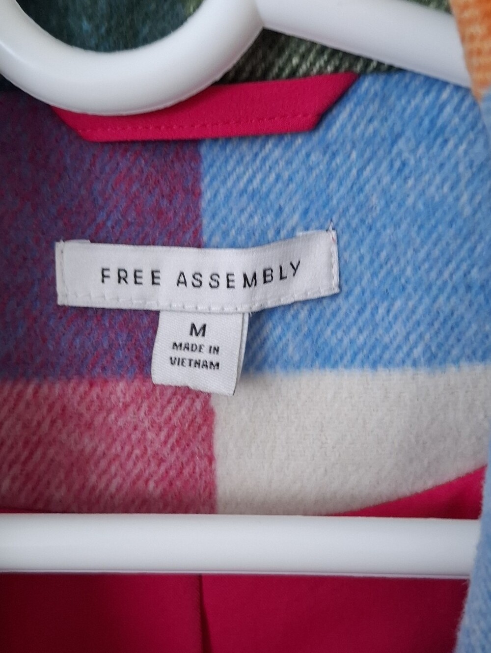 Free Assembly Jacket - Picture 11 of 11